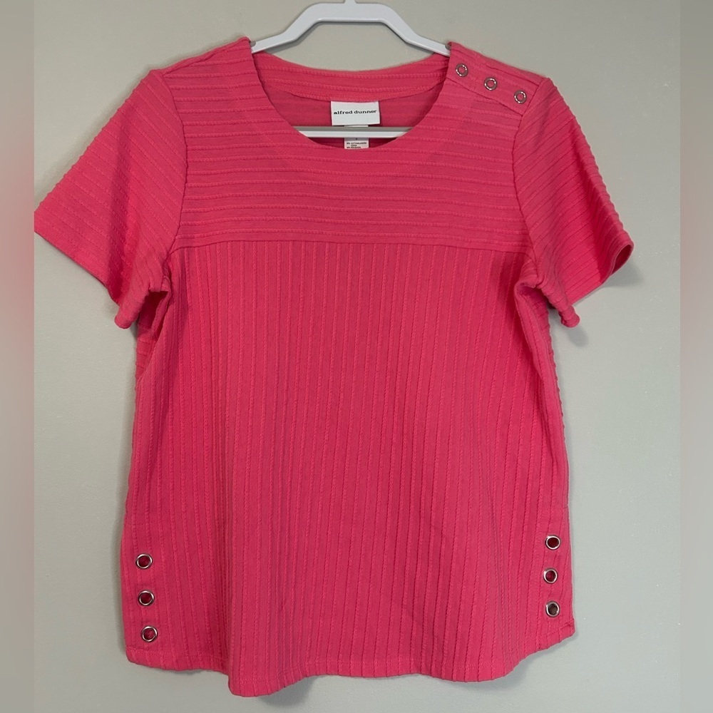 Alfred Dunner Pink Ribbed Short Sleeve T-Shirt, Size S